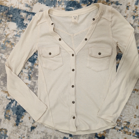 We The Free Tops - We The Free Cream Long Sleeve Snap Top Women's Size XS Lightweight Norm Neutral